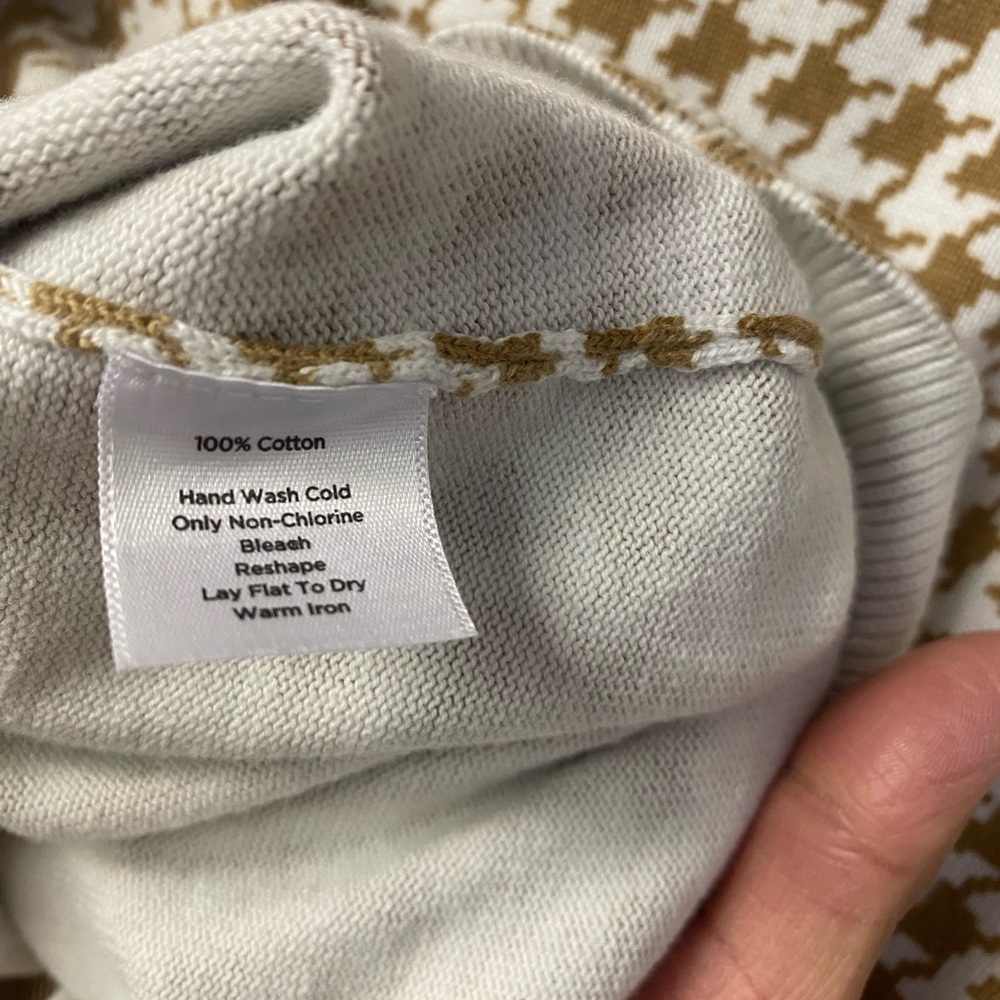 Talbots cute Geometric Sweater - Picture 4 of 5